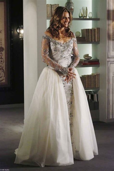 Castle‏подлинная учетная запись @castle_abc 14 февр. castle kate vestida de novia - Buscar con Google | Kleid ...