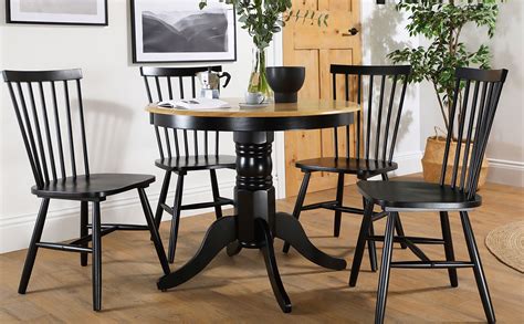 Kingston Round Painted Black And Oak Dining Table With 4 Pendle Black