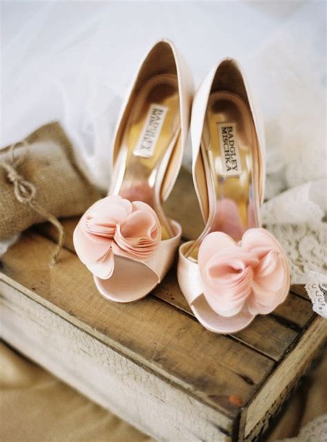 20 Most Eye Catching Pink Wedding Shoes