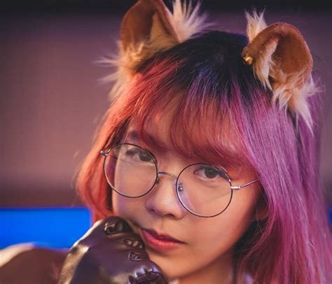 Subscribe to be notified of future limited edition releases! LilyPichu Bio, Affair, Single, Net Worth, Ethnicity ...