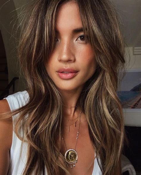 Pin By Euanda D On New Haircut Maybe In 2020 Cool Hair Color Brown