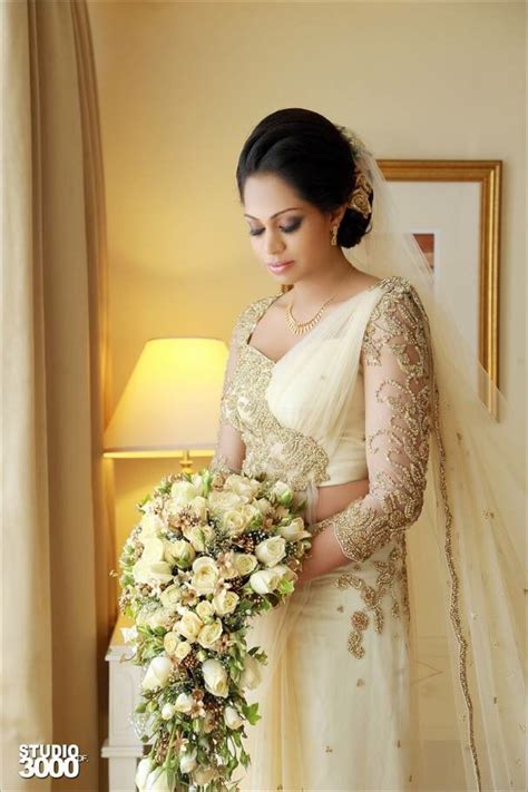 La fantaisie by rachel image source: 18 best Wedding Saree images on Pinterest | Wedding sarees ...