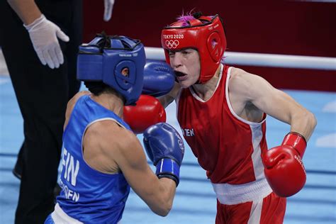 Boxing Olympics Pictures Why The Olympics Banned Headgear For Male