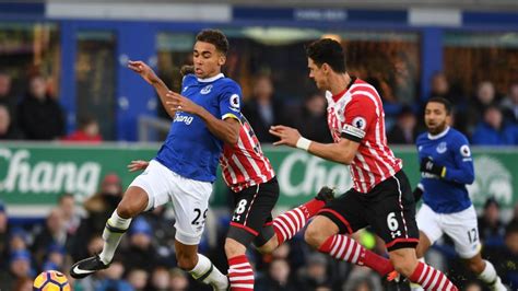 Tom Davies Mason Holgate And Dominic Calvert Lewin Tipped For Everton First Team Football