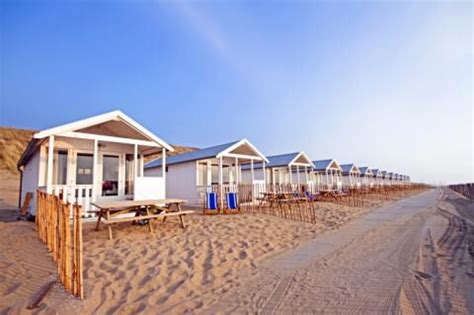 Strandhuisjes Zandvoort | Strandhaus holland, Haus am ...