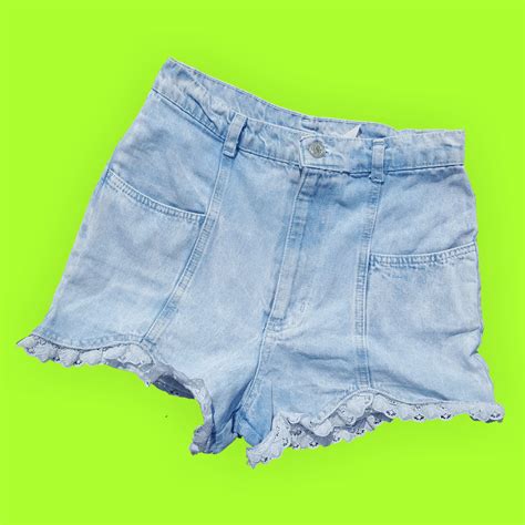 90s Denim Highwaisted Jean Shorts With Lace Trim Size 2 Extra Small