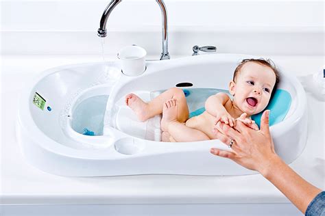 The Only Baby Bathtubs You Want To Bathe Your Baby In