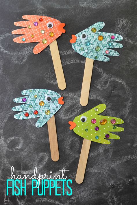 For certain animals, such as an elephant, you can leave space for a finger to be the trunk as well. Easy Kids Craft: Handprint Fish Puppets | Happy Crafting ...