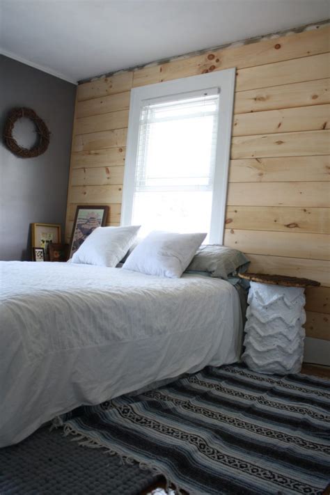 DIY Shiplap Paneling as a Custom Bedroom Headboard | merrypad