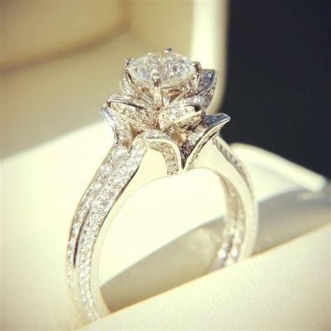 And a lot of people are doing it. Latest Patterns of Diamond Rings That Are Worth Buying ...