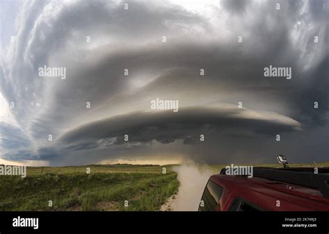 Storm Chaser Has Captured Incredible Footage From The Eye Of America‚s