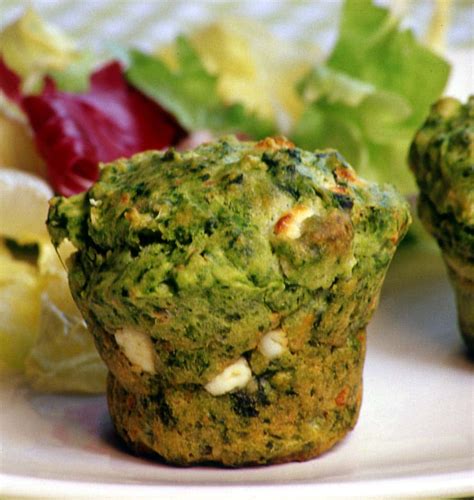 Puis, égoutter dans une passoire en les rafraichissant à l'eau … Muffins aux épinards et à la feta - les meilleures ...