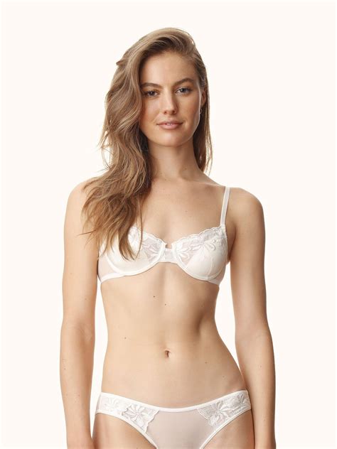 7 Pretty Bras For Small Breasts That Arent Push Up Bras Wellgood