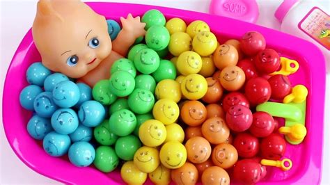 Learn Colors Baby Doll Bath Time Nursery Rhymes Finger Song With Smiley