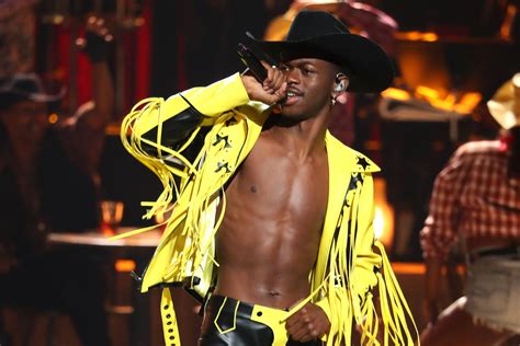 Pride Month “old Town Road” Rapper Lil Nas X Comes Out On Twitter