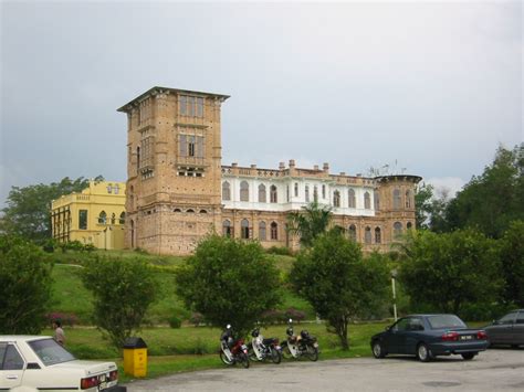 The university of malaya library, kuala lumpur, malaysia. Malaysian Universities NOT in TOP 400 World University Ranking