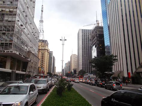 The largest city in south america, são paulo sits on the piratininga plateau and is surrounded by rivers that fan out into the interior. Underrated Cities: Sao Paulo is ugly but sexy