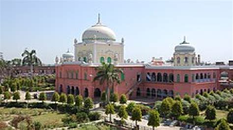 Leading Islamist Seminary Darul Uloom Deoband Bans Students From