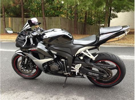 Latest second hand honda cbr600rr bikes for sale. 2007 Honda Cbr 600RR for sale on 2040-motos