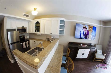 This is a disney vacation club room, but it can be booked through the walt disney wo. Disney's Beach Club Resort Review - MouseChat.net ...