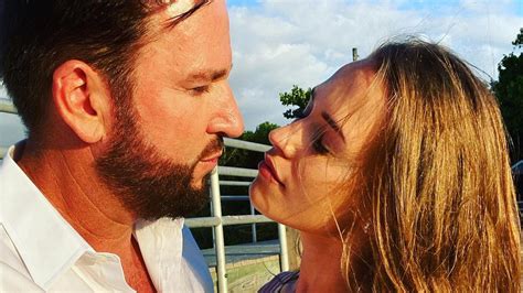 Die beiden haben ihre hochzeit auf 2021 verschoben. Der Wendler disste Lauras Gesang in gelöschter DSDS-Folge ...
