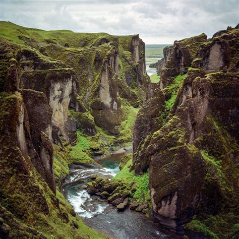 Fjaðrárgljúfur Canyon Iceland Oc 2048x2048 Earth Photos Wonders