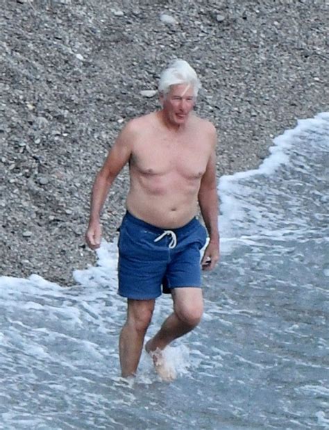 Richard Gere Goes Shirtless On The Beach In Italy See The Pic