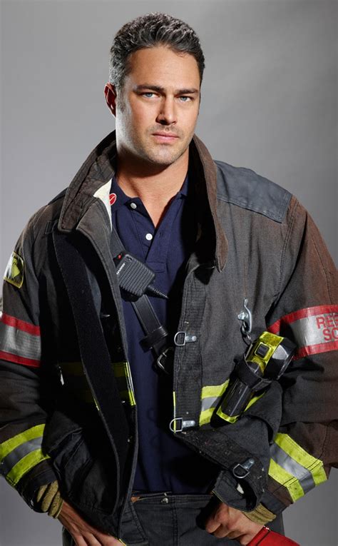 how taylor kinney s growing up with chicago fire