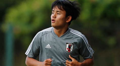 Кубо такэфуса (kubo takefusa) футбол нападающий япония 04.06.2001. Madrid signs Japanese teen Takefusa Kubo for reserve team ...