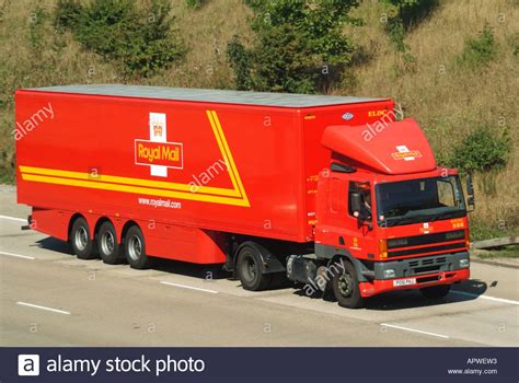 Royal Mail hgv lorry articulated trailer and Daf truck ...