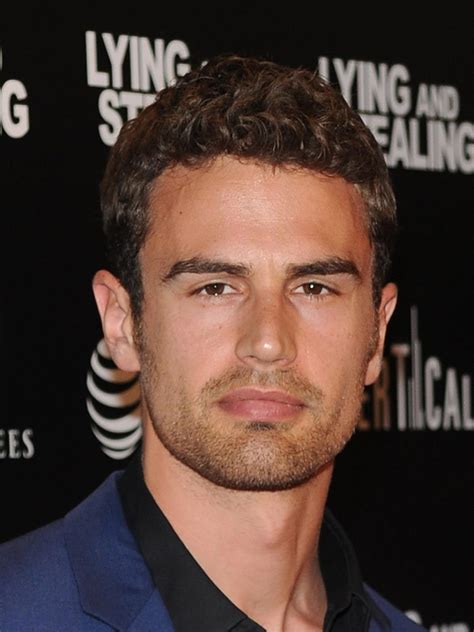Since then, james has worked in a variety of capa. Theo James - AlloCiné
