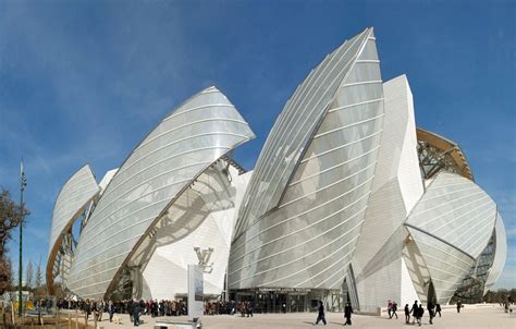 8 Modern Buildings With Stunning Architecture To See In Paris Vogue Paris