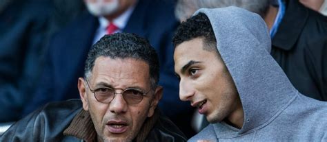 En 2020, roschdy zem recevait le césar du meilleur acteur pour le film roubaix, une lumière. Jean Sarkozy premier supporter du PSG avec sa femme et ses ...