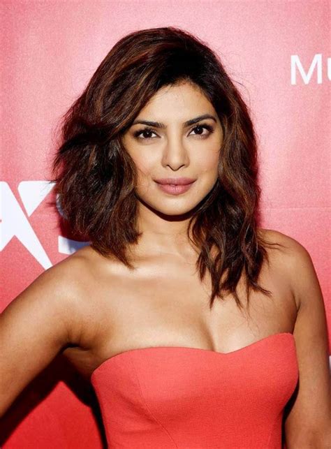 130 extreme hot and sexy pictures of bollywood actress priyanka chopra hot collections