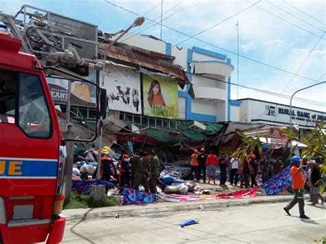 pictures third strong quake this month jolts southern philippines news photos gulf news
