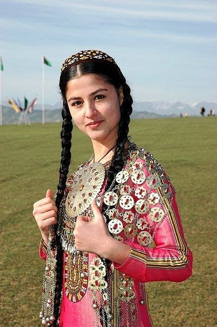 Turkmenistan Traditional Fashion Traditional Dresses Folk Costume Costumes Beautiful People