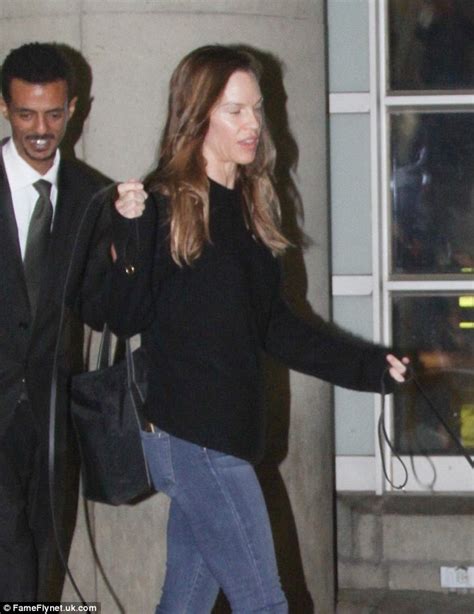 Hilary Swank Goes Make Up Free And Hides Her Engagement Ring In