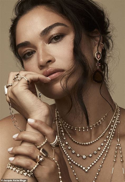 Shanina Shaik Flaunts Her Cleavage As She Goes Topless Under