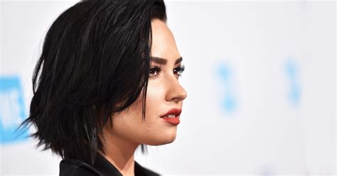 Demi Lovato Looks Incredible With Her New Ombré Hair Celebrity Bobs