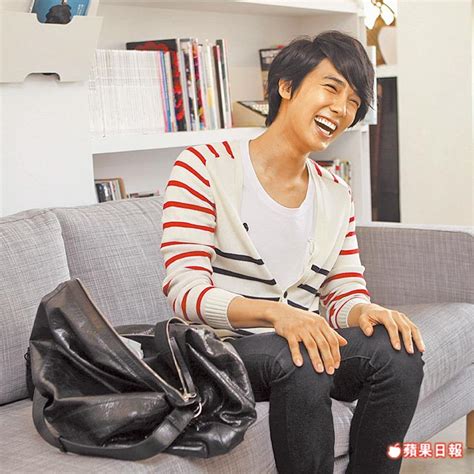 About apple daily chinese online newspaper : 5 0 1 순간에는... ☆: 정민:: May/9, Apple Daily Taiwan Interview