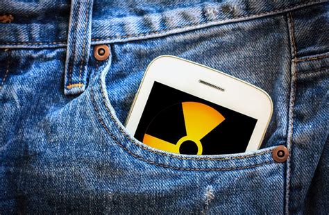 Will Keeping A Smartphone In Your Pocket Affect Sperm