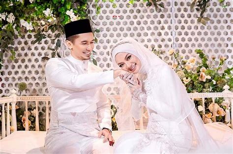 Nak lupakan cinta lama, kita kena temui cinta yang baru. MYARTIS.COM | MYARTIS | MY | ARTIS: 4 FOTO: SELAMAT NIKAH ...