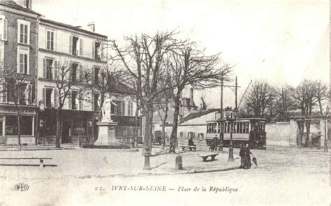Ivry Sur Seine Place De La République Carte Postale Ancienne Et Vue