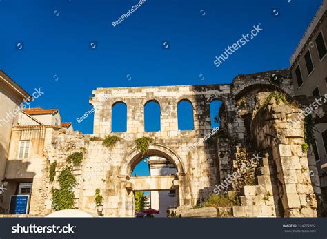 Diocletians Palace Ancient Palace Built By Stock Photo 314772392