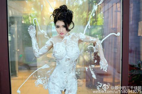 Perfect Nude Gallery Mai Ping Guo 麦苹果 Flashing Big Boobies Uncensored BaoBua bOoOb BaoBua Net
