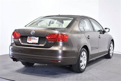 Pre Owned 2011 Volkswagen Jetta 25l Se 4d Sedan In Delray Beach