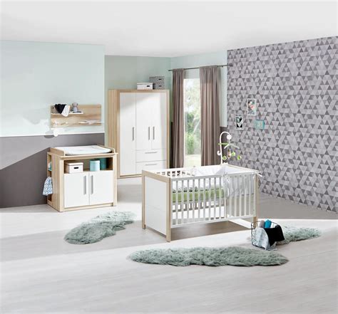 So passen diese schutzgitter wirklich an jedes bett so können auch erwachsene ohne unfallgefahr schlafen, selbst wenn diese sehr unruhig schlafen. Gitterbett, Mathilda, Babyzimmer | Bett, Babyzimmer, Zimmer