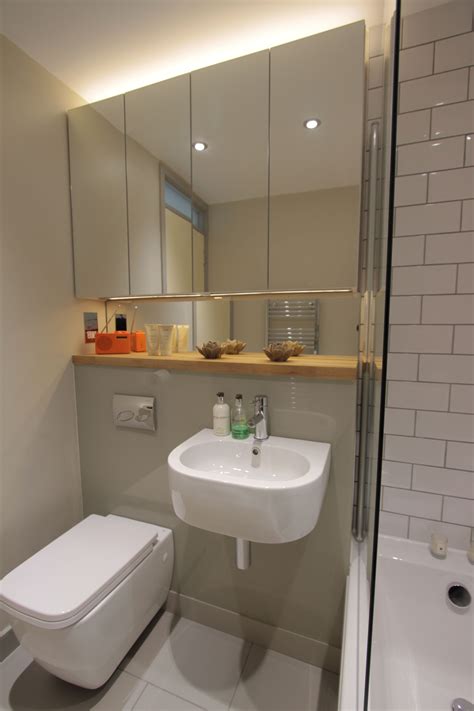 We did not find results for: Mirrored cabinet, oak shelf, glass splashback by Finishing ...