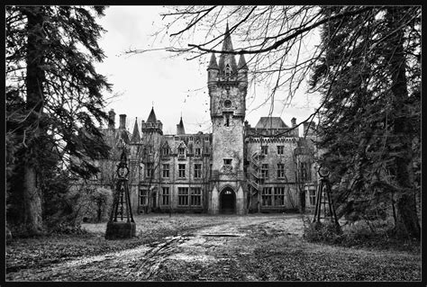 The Abandoned Castle Explore Château Miranda Château D Flickr