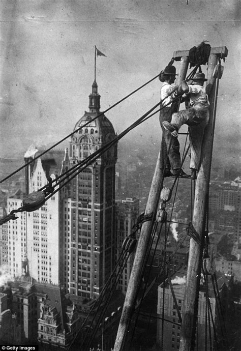 Building The Big Apple Historic Images Show Construction Of New Yorks